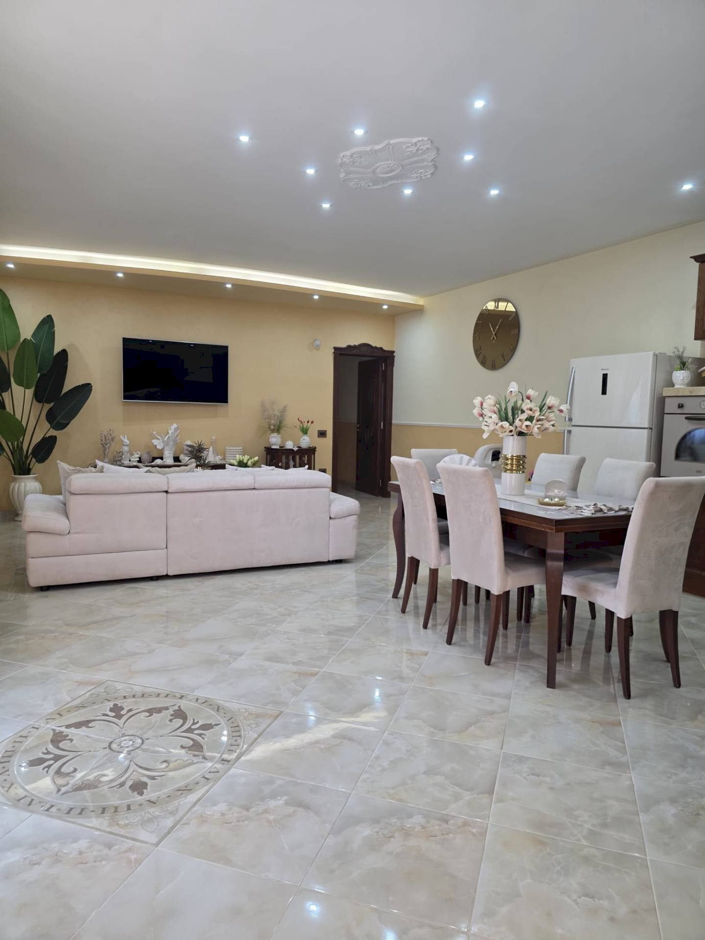 Foto 1 - Three-room apartment Succivo - photo 1
