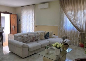 Foto 2 - Three-room apartment Succivo - photo 2