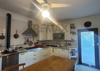 Cucina - Casa indipendente Villafranca di Verona - foto 1