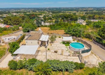 Piscina - Baita Strada Gianfelice 52/ Str. Monticelli
 
72, Martina Franca - foto 48