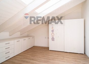 Stanza vuota - Trilocale via emilia est
 
46, Parma - foto 15