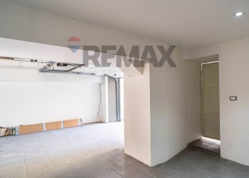 Stanza vuota - Trilocale via emilia est
 
46, Parma - foto 22