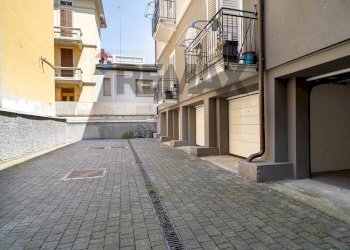 Edificio all\'aperto - Trilocale via emilia est
 
46, Parma - foto 24