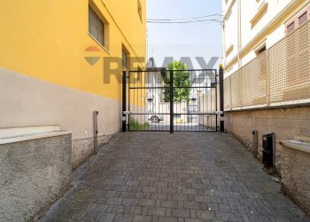 Terrazza - Trilocale via emilia est
 
46, Parma - foto 25