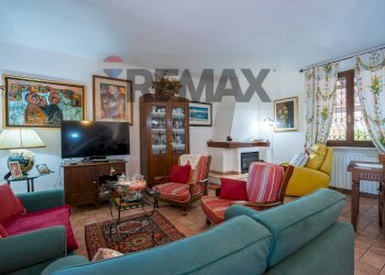 Soggiorno - Villa S.V. Ponte Brandinu Funtana Niedda Tanighedda tr. 2
 
28, Sassari - foto 23