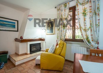 Soggiorno - Villa S.V. Ponte Brandinu Funtana Niedda Tanighedda tr. 2
 
28, Sassari - foto 25