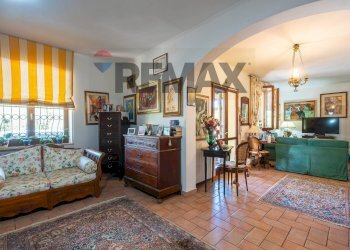 Soggiorno - Villa S.V. Ponte Brandinu Funtana Niedda Tanighedda tr. 2
 
28, Sassari - foto 34