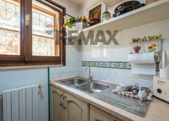 Cucina - Villa S.V. Ponte Brandinu Funtana Niedda Tanighedda tr. 2
 
28, Sassari - foto 41