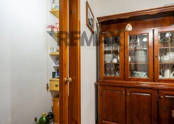 Hall / corridoio - Villa S.V. Ponte Brandinu Funtana Niedda Tanighedda tr. 2
 
28, Sassari - foto 46
