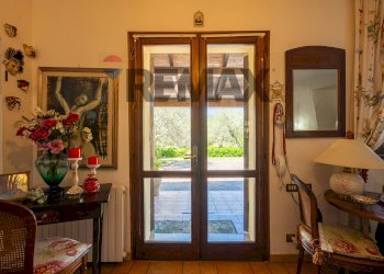 Sala da pranzo - Villa S.V. Ponte Brandinu Funtana Niedda Tanighedda tr. 2
 
28, Sassari - foto 47