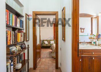 Hall / corridoio - Villa S.V. Ponte Brandinu Funtana Niedda Tanighedda tr. 2
 
28, Sassari - foto 54