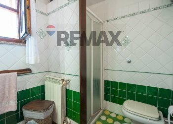Bagno - Villa S.V. Ponte Brandinu Funtana Niedda Tanighedda tr. 2
 
28, Sassari - foto 82
