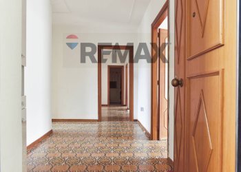 Hall / corridoio - Apartment Via Monte Grappa
 
7, Sassari - photo 40