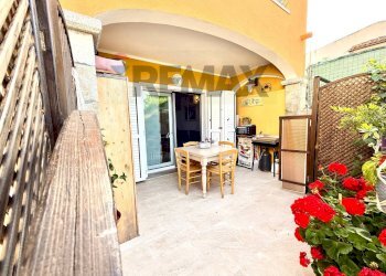 Terrazza - Villa a Schiera Via Nuoro
 
snc, Valledoria - foto 3