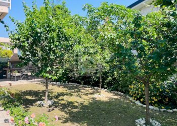 Foto 9 - Villa VIA GUIDO ZADEI, Desenzano del Garda - foto 9