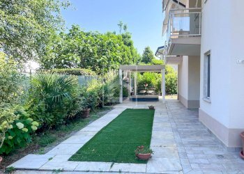 Foto 33 - Villa VIA GUIDO ZADEI, Desenzano del Garda - photo 33