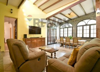 Sala da pranzo - Four-room apartment VIA DELLE AZALEE
 
22, Quartu Sant'Elena - photo 8