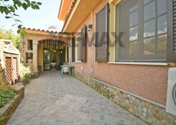 Terrazza - Four-room apartment VIA DELLE AZALEE
 
22, Quartu Sant'Elena - photo 39