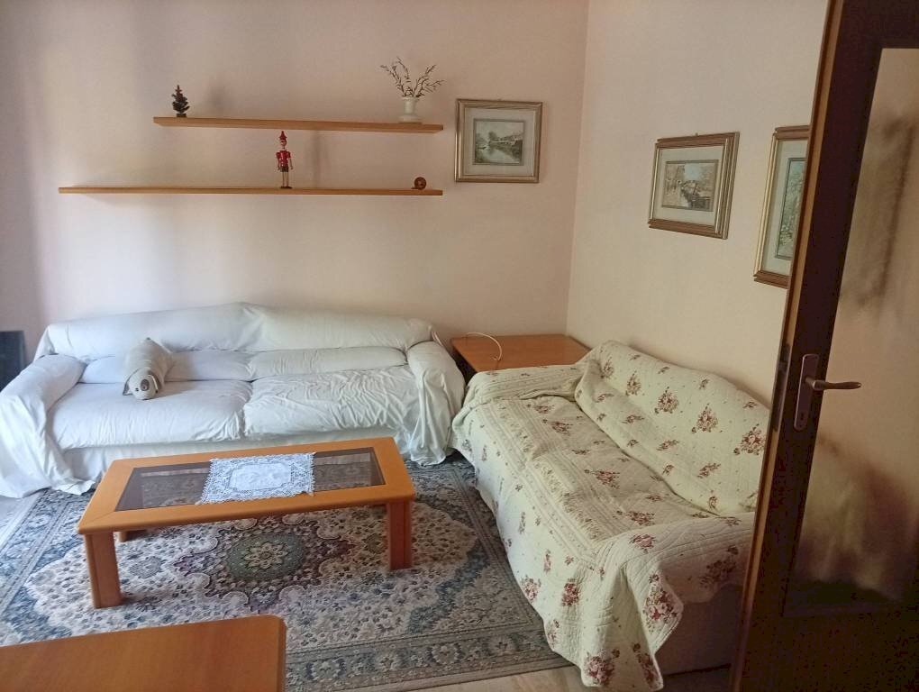 Camera da letto - Four-room apartment via Cristoforo Colombo, Carpi - photo 2