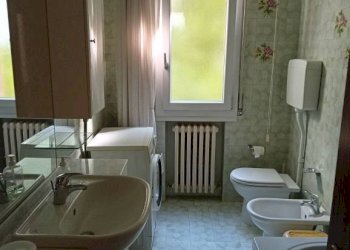 Bagno - Four-room apartment via Cristoforo Colombo, Carpi - photo 21