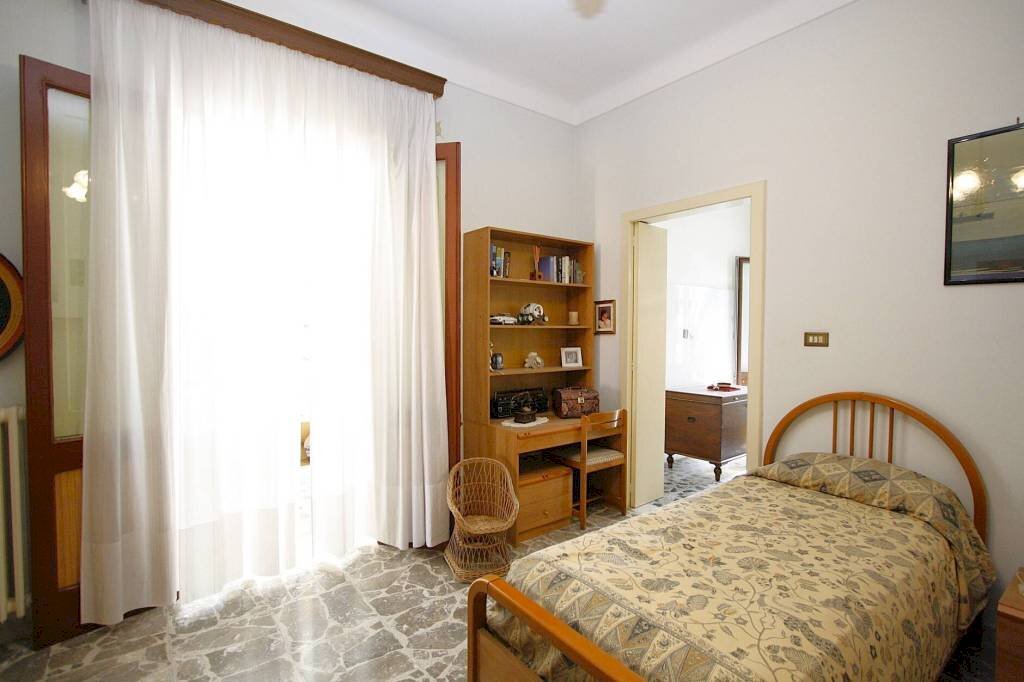 Camera da letto - Casa indipendente via Galileo Galilei, Matino - foto 2