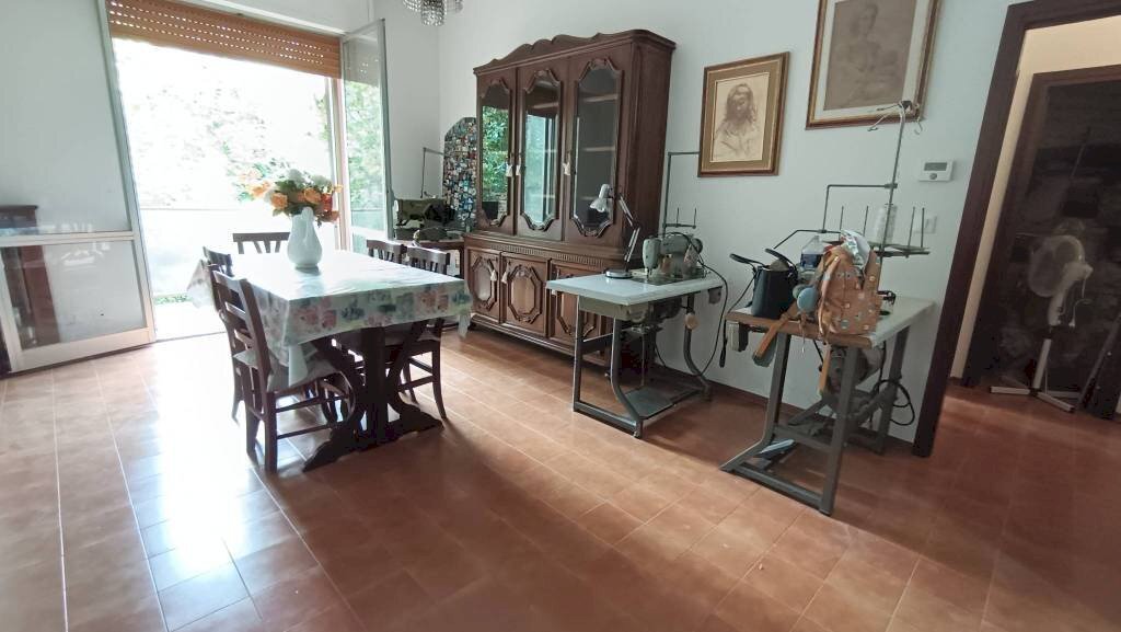 Salone - Two-room apartment Cento - photo 1