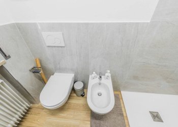 Bagno - Trilocale via Monte Nero, Genova (zona Marassi) - foto 8
