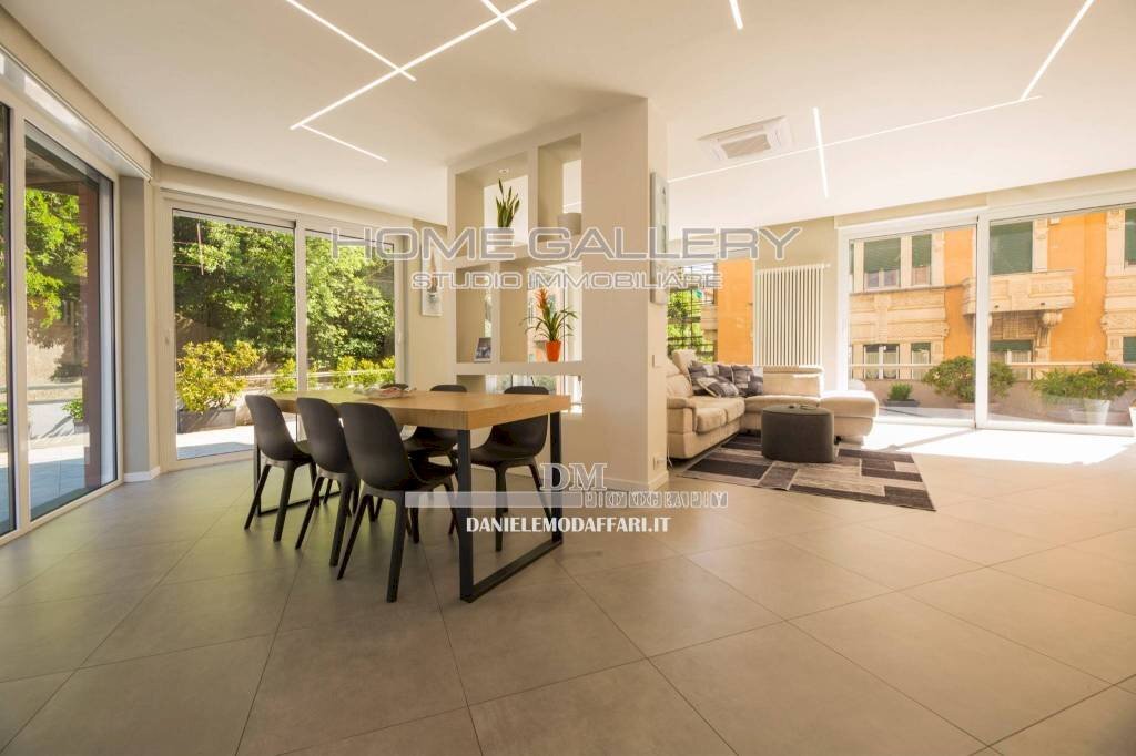 Salone - Appartamento via Giuseppe Fasce, Genova (zona Albaro) - foto 3