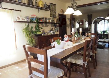Sala da pranzo - Apartment Lungarno Gabriele D'annunzio
 
131A, Pisa - photo 26