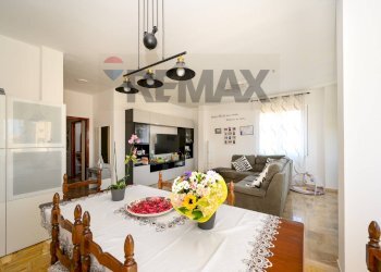 Sala da pranzo - Four-room apartment Viale degli Avvalorati
42, Livorno - photo 1