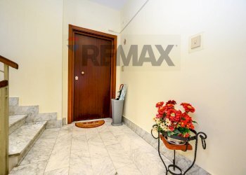 Ricezione / Lobby - Four-room apartment Viale degli Avvalorati
42, Livorno - photo 6