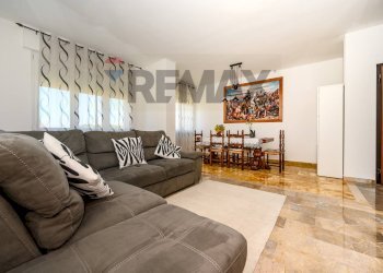 Sala da pranzo - Four-room apartment Viale degli Avvalorati
42, Livorno - photo 12
