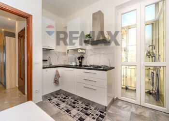 Cucina - Four-room apartment Viale degli Avvalorati
42, Livorno - photo 24