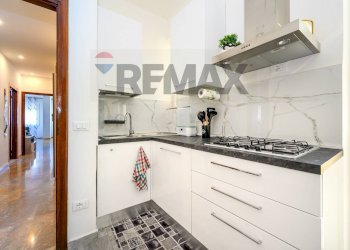 Cucina - Four-room apartment Viale degli Avvalorati
42, Livorno - photo 28