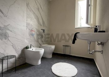 Bagno - Casa semi indipendente via di collinet
 
69, Livorno - foto 12