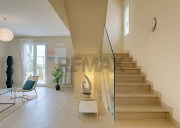 Scale - Casa semi indipendente via di collinet
 
69, Livorno - foto 14