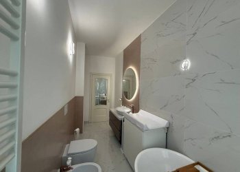 Bagno - Quadrilocale via Tunisi, 68/8, Torino (zona Lingotto) - foto 14