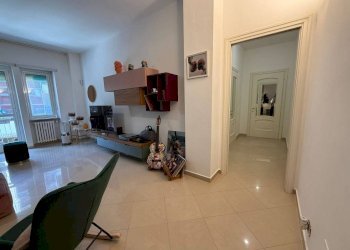 Salone - Four-room apartment via Tunisi, 68/8, Torino (neighborhood Lingotto) - photo 6
