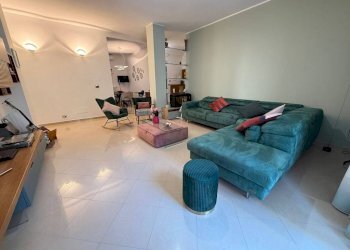 Salone - Four-room apartment via Tunisi, 68/8, Torino (neighborhood Lingotto) - photo 8