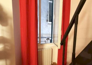 Scala - Bilocale via di San Bernardo, 8, Genova (zona Centro Storico) - foto 3