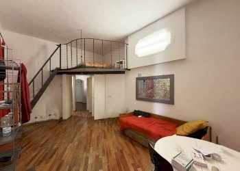 Salone - Bilocale via di San Bernardo, 8, Genova (zona Centro Storico) - foto 6