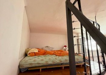 Scala - Bilocale via di San Bernardo, 8, Genova (zona Centro Storico) - foto 7