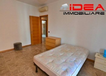 Camera da letto - Apartment viale dell'Autodromo, Modena - photo 35
