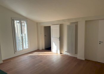 Camera da letto - Three-room apartment strada Maggiore, Bologna (neighborhood San Vitale) - photo 8