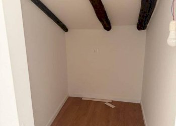 Ripostiglio - Three-room apartment strada Maggiore, Bologna (neighborhood San Vitale) - photo 9