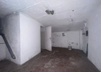 Foto 9 - Shop Via Assarotti
 
5R, Genova - photo 9