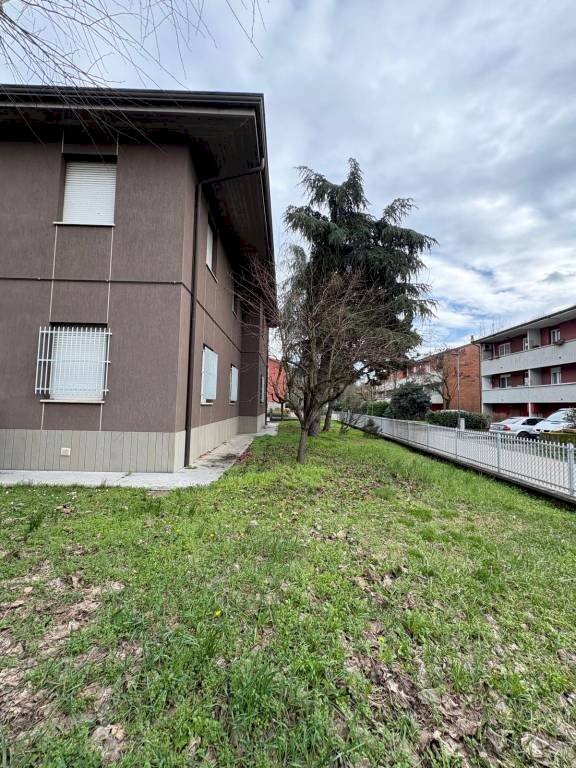Facciata - Villa via Montefiorino, San Giovanni in Persiceto - foto 1