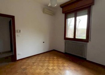 Camera da letto - Villa via Montefiorino, San Giovanni in Persiceto - foto 14