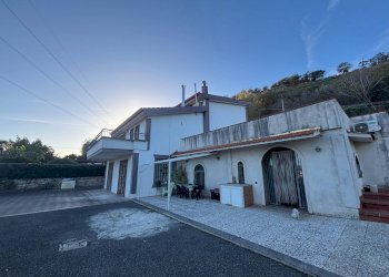 Foto 1 - Villa Via Campiglione, Pozzuoli - photo 1