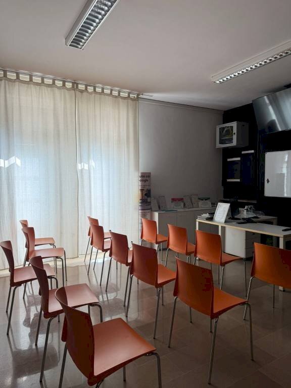 Ufficio - Negozio via Toscana, 42, Bologna (zona Savena) - foto 3